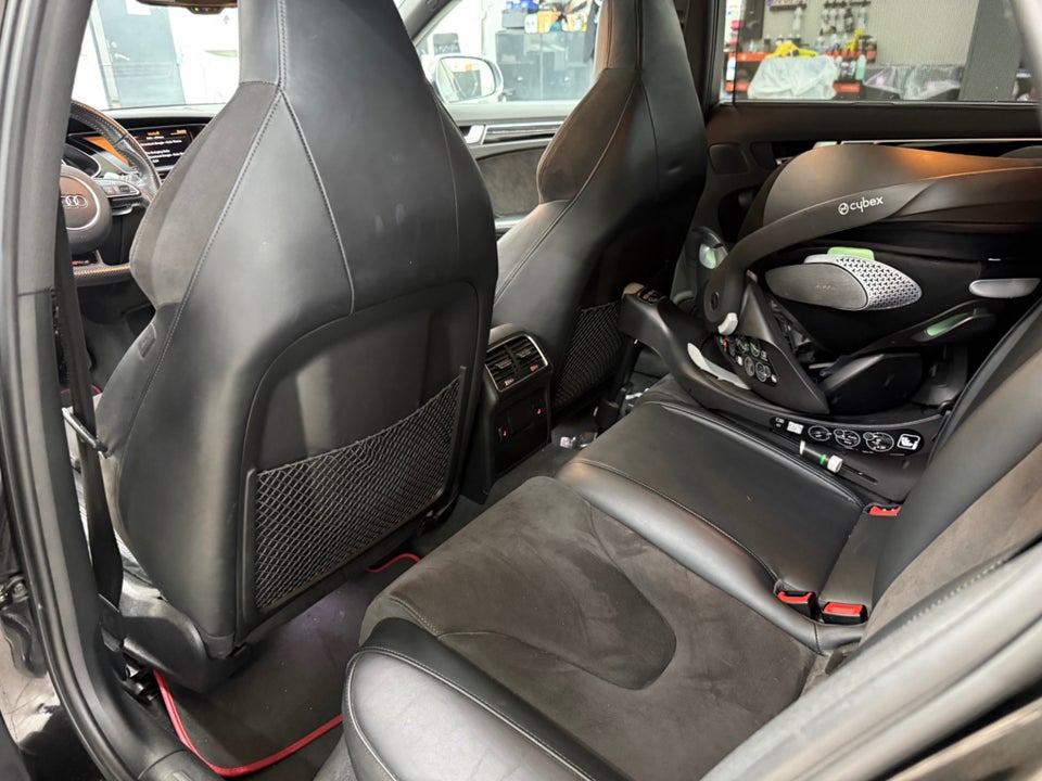 Audi RS4 4,2 FSi Avant quattro S-tr. 5d