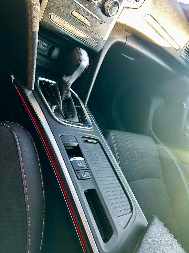 Renault Megane IV 1,6 E-Tech Intens Sport Tourer 5d