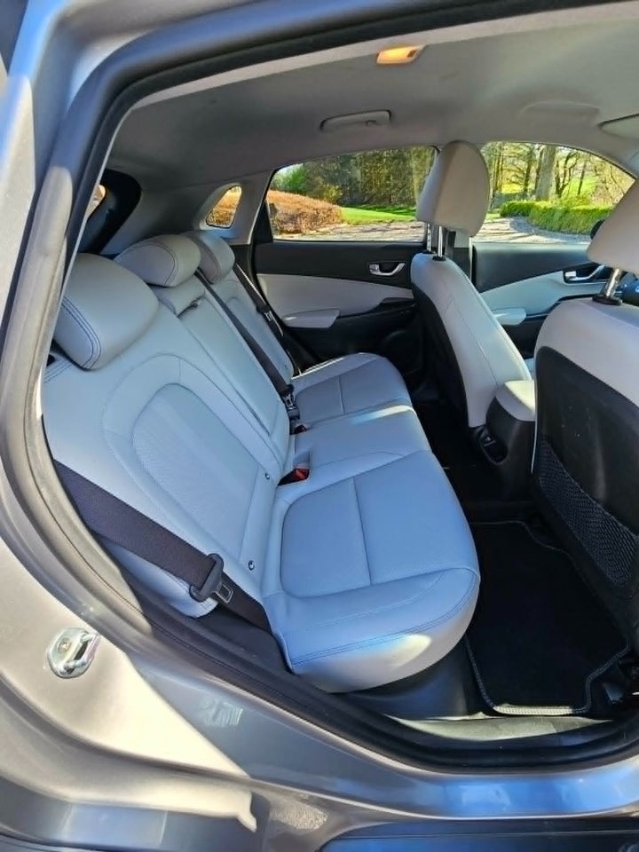 Hyundai Kona 64 EV Advanced Premium 5d