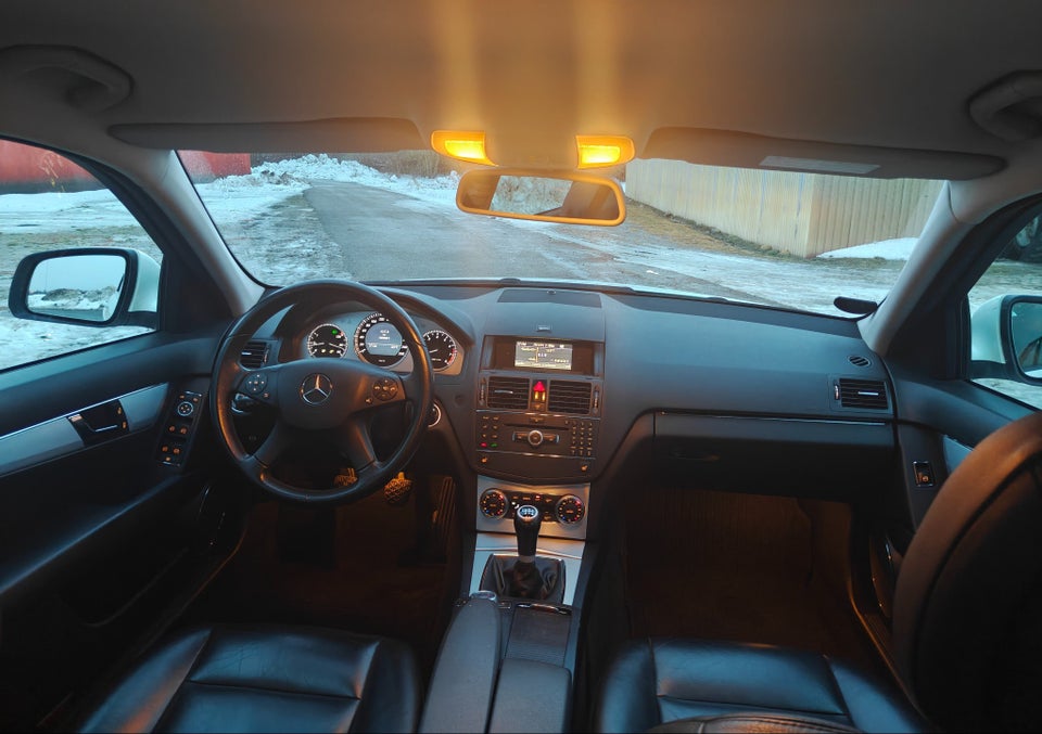 Mercedes C200 1,8 Kompressor Elegance stc. 5d