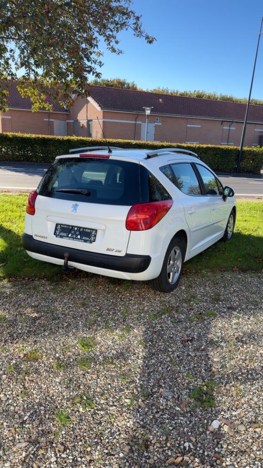 Peugeot 207 1,4 VTi Active SW 5d