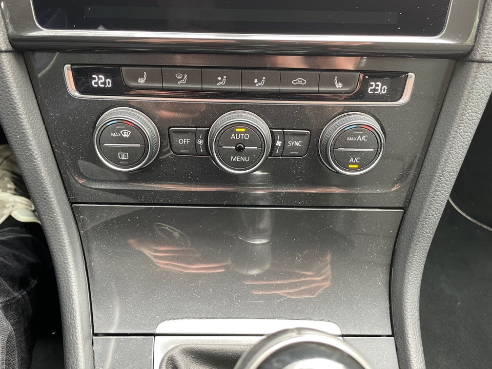 VW Golf VII 1,5 TSi 130 Comfortline Connect 5d