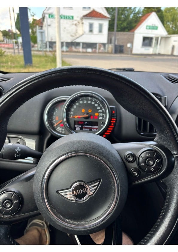 MINI Countryman Cooper 2,0 D aut. 5d