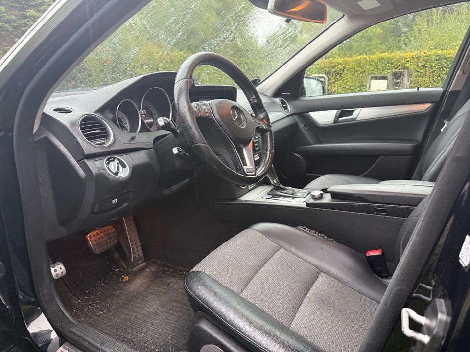 Mercedes C200 2,2 CDi AMG Line stc. 5d
