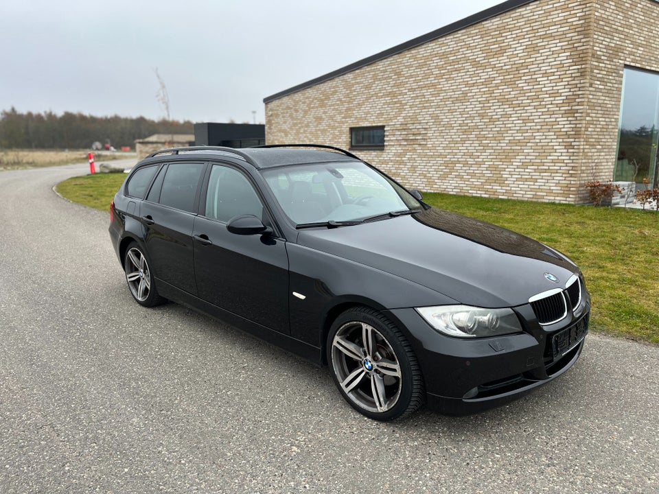 BMW 320d 2,0 Touring aut. 5d