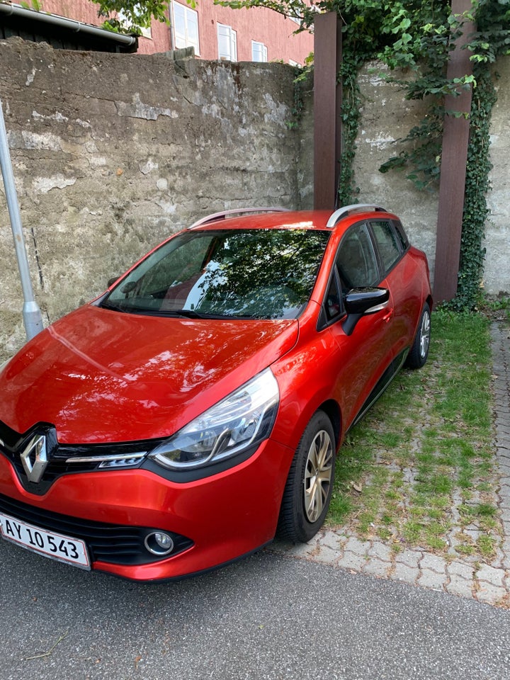 Renault Clio IV 0,9 TCe 90 Expression Sport Tourer 5d