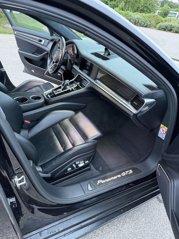 Porsche Panamera GTS 4,0 Sport Turismo PDK 5d