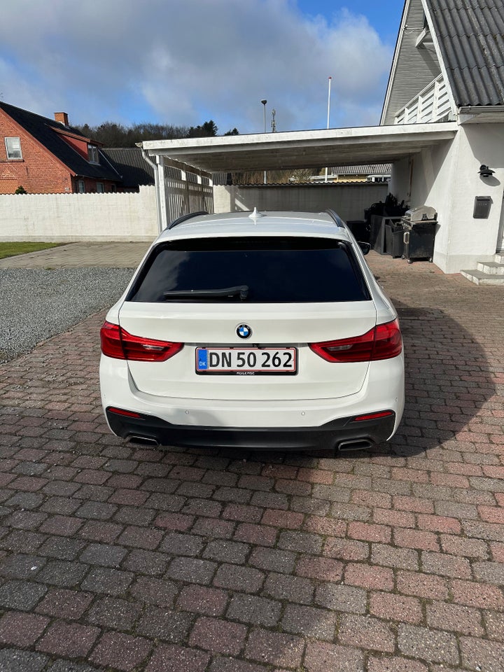 BMW 530d 3,0 Touring M-Sport xDrive aut. 5d