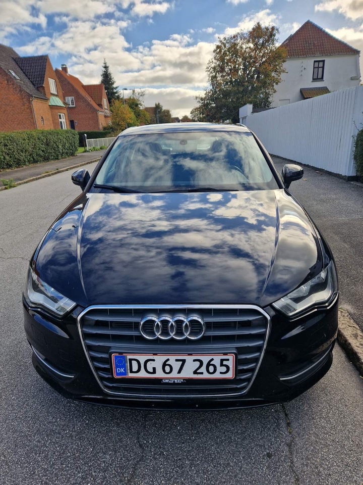 Audi A3 1,6 TDi 110 Sportback 5d