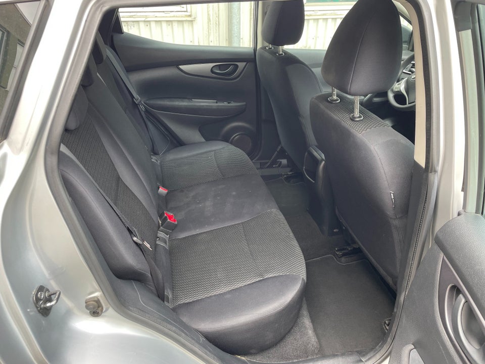 Nissan Qashqai 1,2 Dig-T 115 Acenta Connect 5d