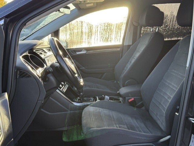 VW Touran 2,0 TDi 150 Highline DSG Van 5d