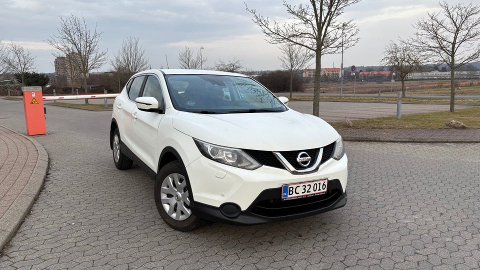 Nissan Qashqai 1,2 Dig-T 115 Visia 5d