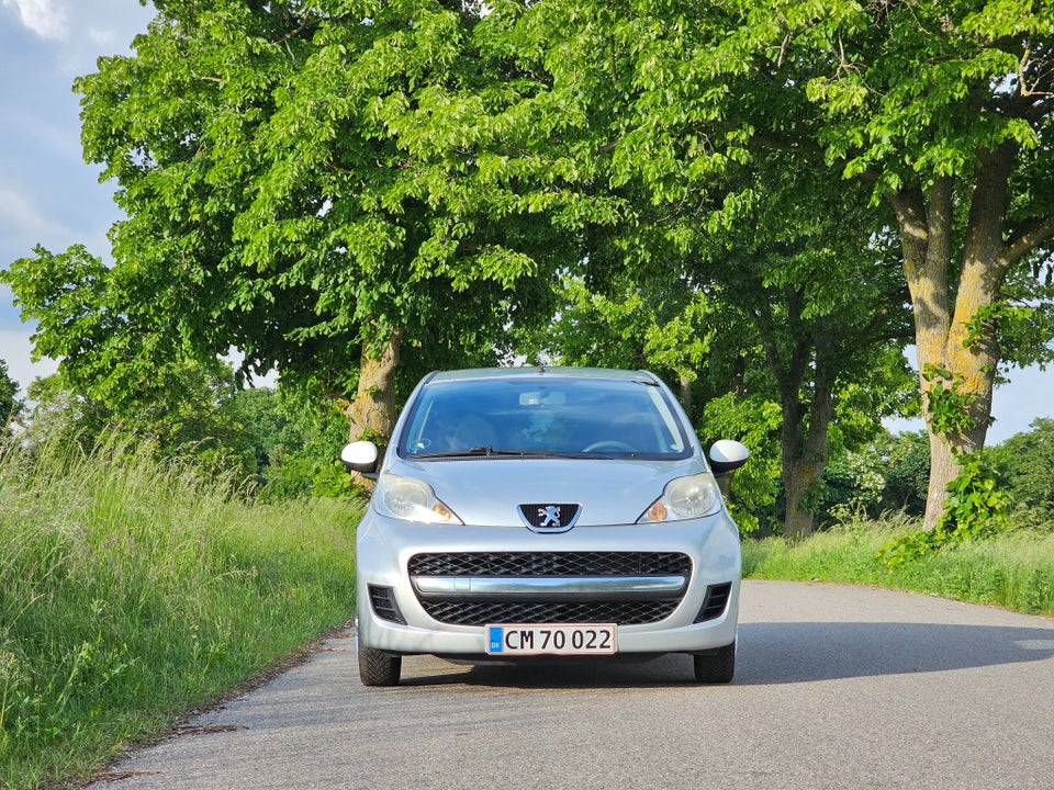 Peugeot 107 1,0 Active 5d