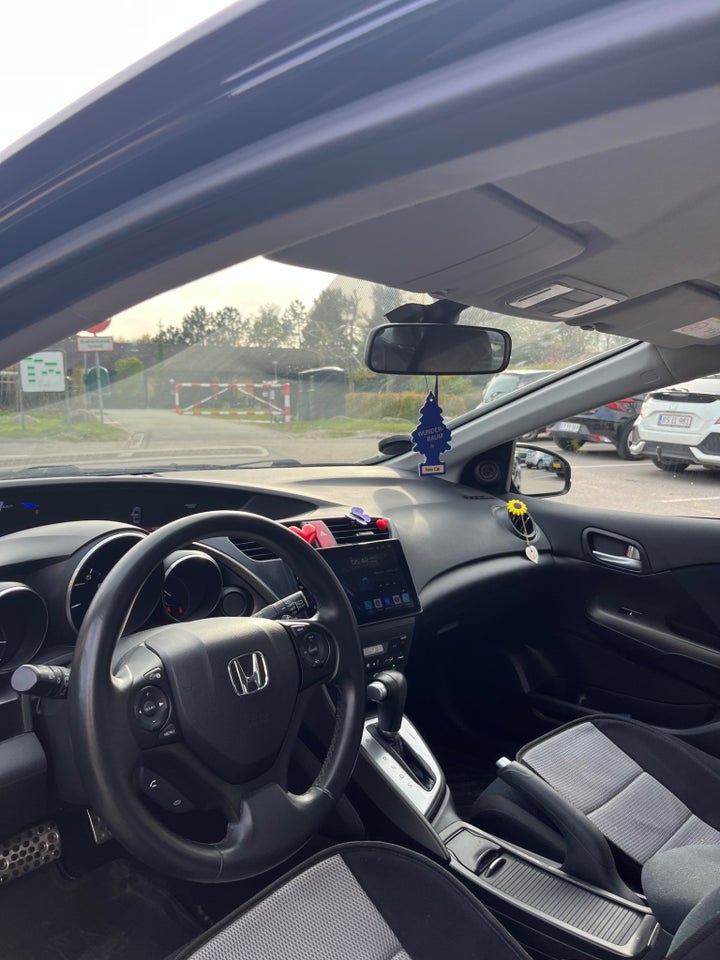 Honda Civic 1,8 i-VTEC Sport aut. 5d