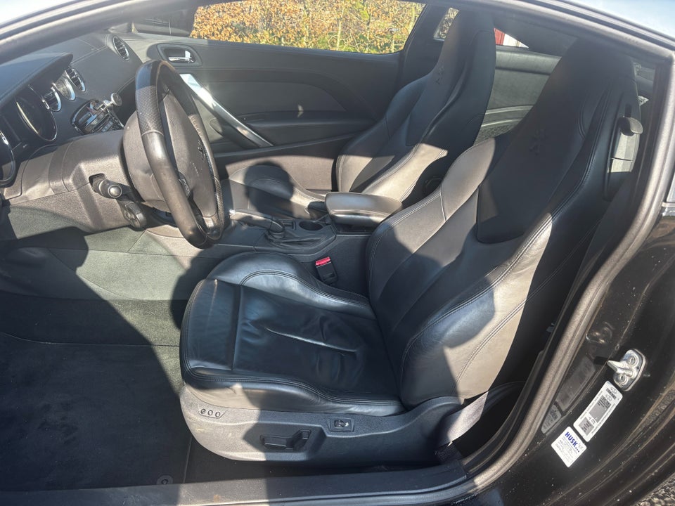 Peugeot RCZ 1,6 THP 200 2d