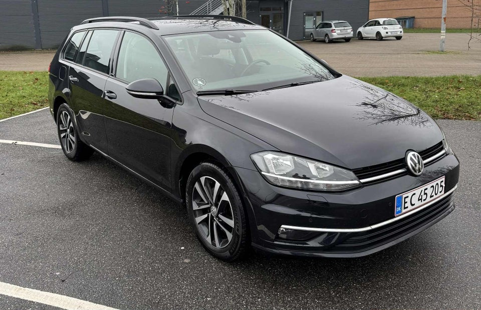 VW Golf VII 1,6 TDi 115 IQ.Drive Variant DSG 5d