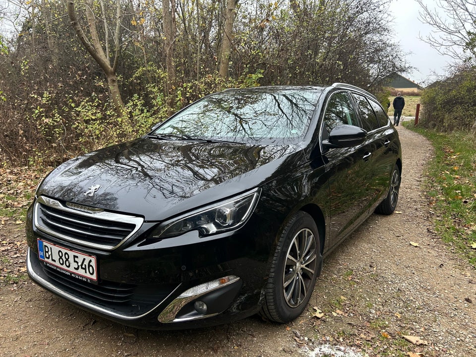 Peugeot 308 1,6 BlueHDi 120 Envy Sky SW 5d