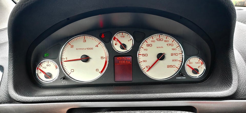 Peugeot 407 1,6 HDi Performance SW 5d