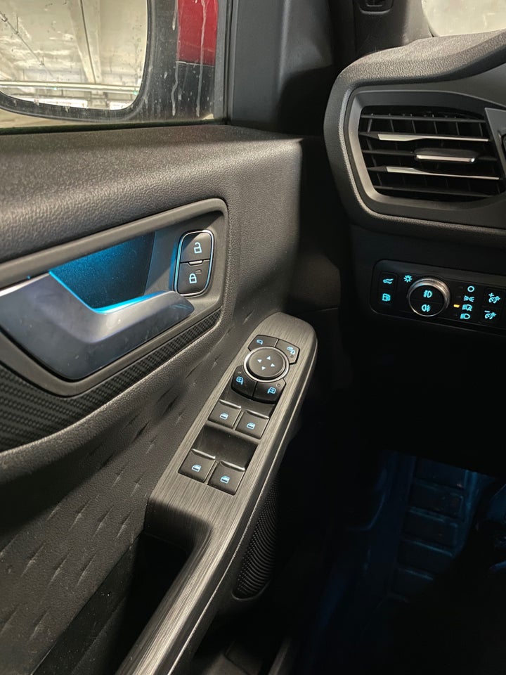 Ford Kuga 2,5 PHEV ST-Line X CVT 5d