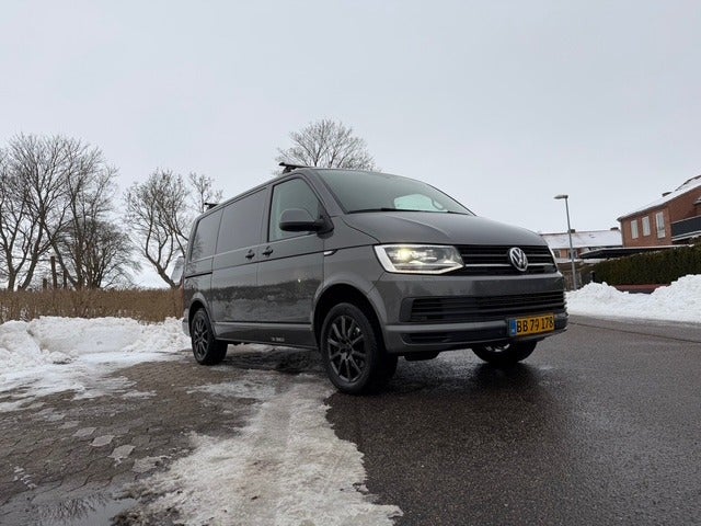 VW Transporter 2,0 TDi 180 Kassevogn kort