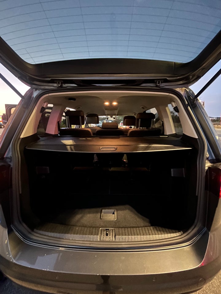 VW Touran 1,4 TSi 150 Comfortline 7prs 5d