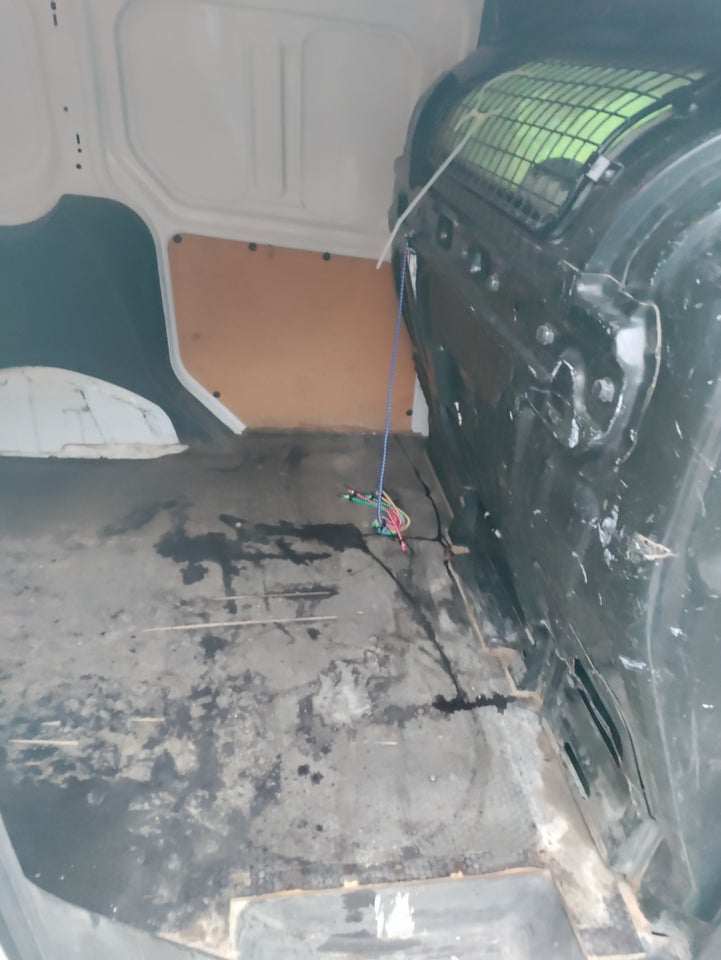 Ford Transit Connect 1,6 TDCi 75 Ambiente kort 5d