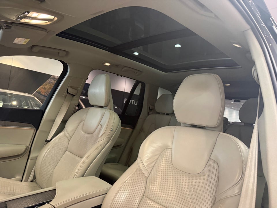 Volvo XC90 2,0 T8 ReCharge Ultimate Dark aut. AWD 7prs 5d