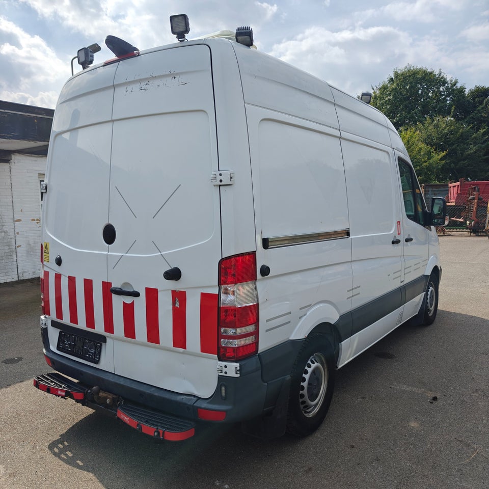 Mercedes Sprinter 316 2,2 CDi R2 Kassevogn aut. 5d