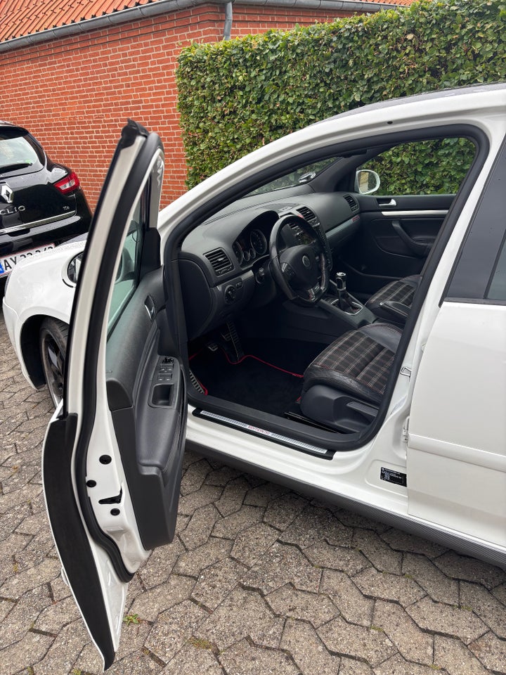 VW Golf V 2,0 GTi Edition 30 5d