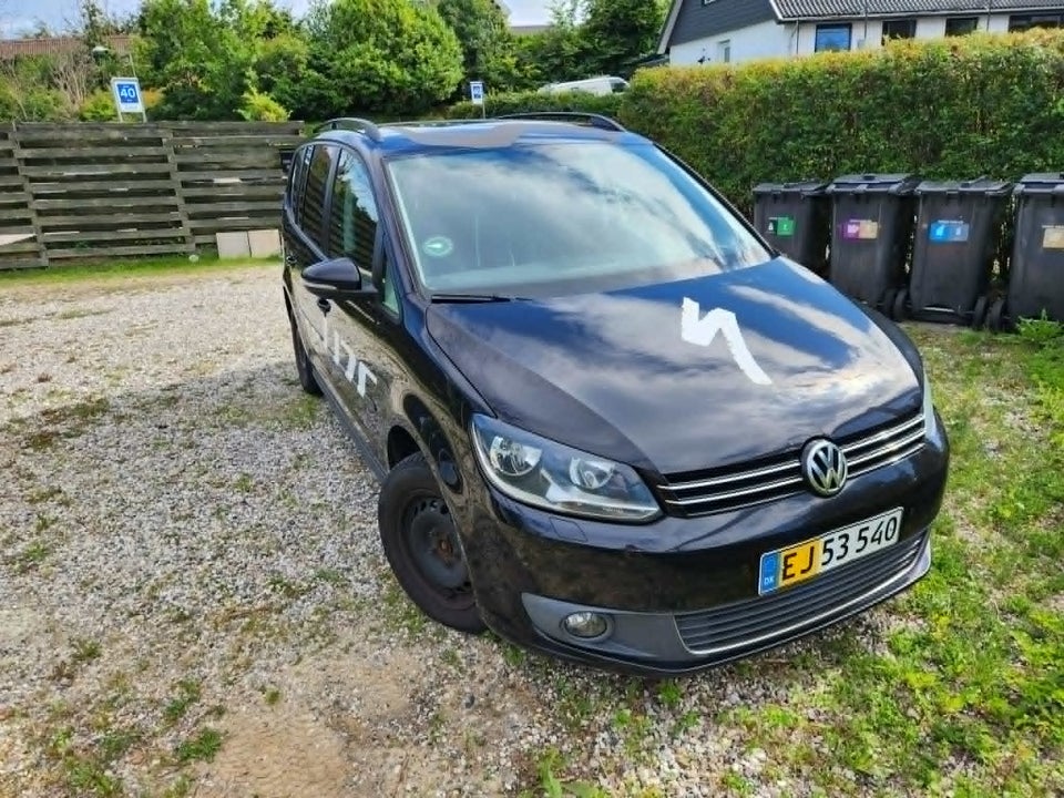 VW Touran 1,6 TDi 105 Comfortline BMT Van 5d