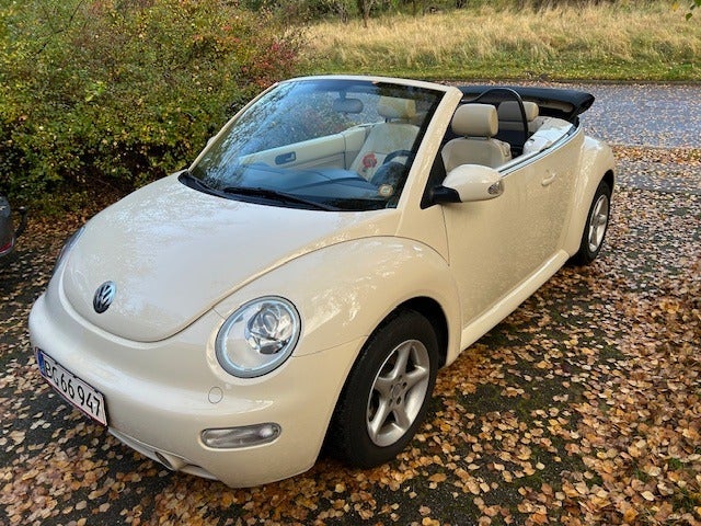 VW New Beetle 2,0 Highline Cabriolet aut. 2d