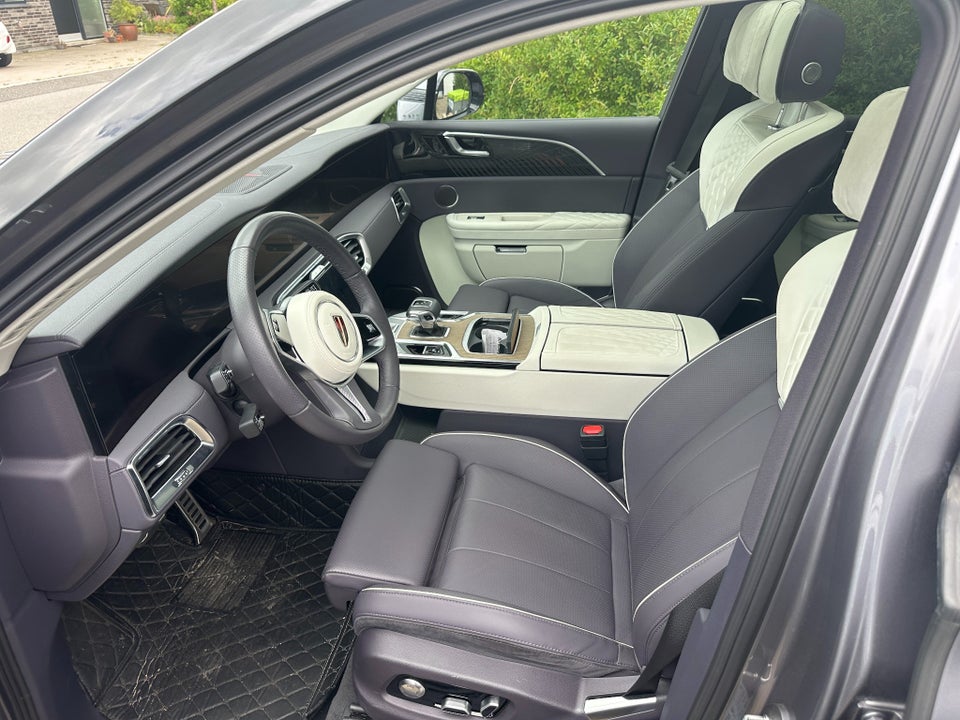 Hongqi E-HS9 99 Exclusive 5d