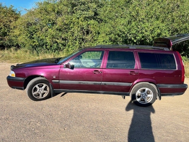 Volvo V70 2,4 T Cross Country aut. AWD 5d