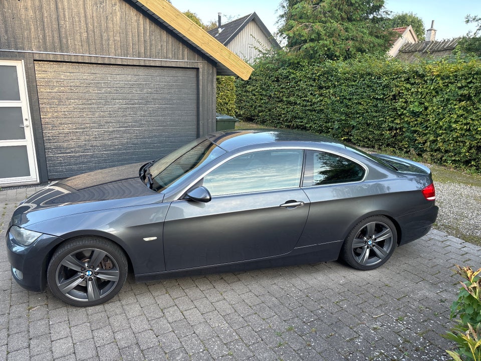 BMW 330i 3,0 Coupé 2d