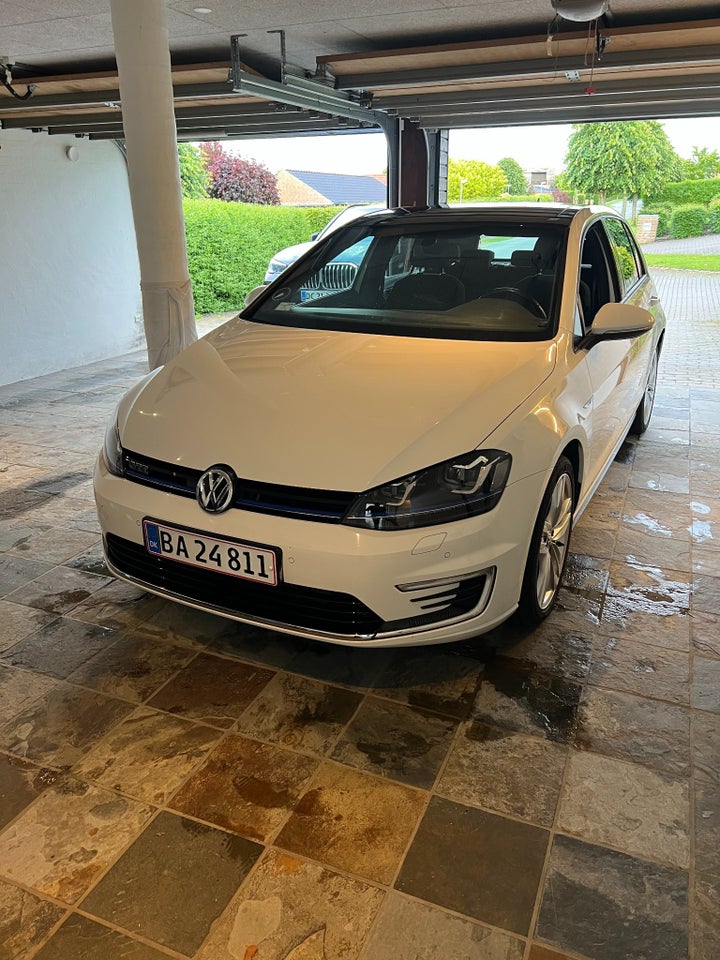 VW Golf VII 1,4 GTE DSG 5d