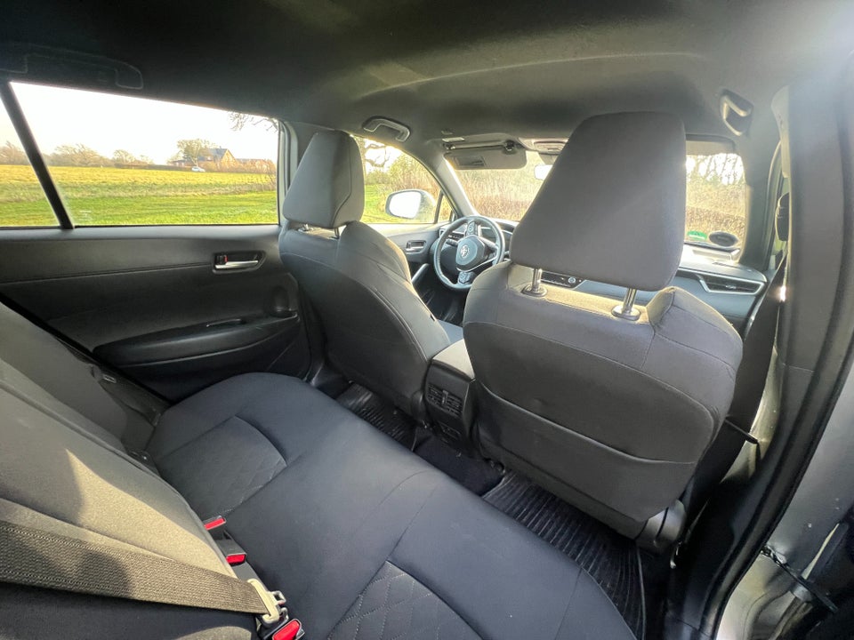 Toyota Corolla Cross 2,0 Hybrid Style CVT 5d