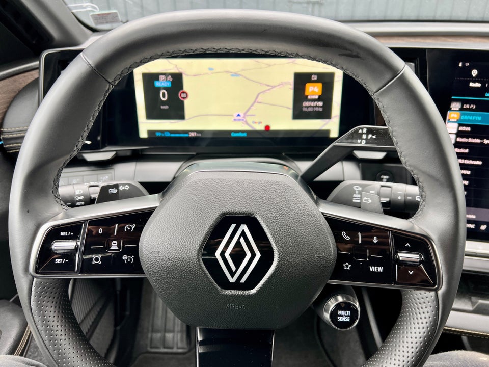 Renault Megane E-Tech 60 Iconic 5d