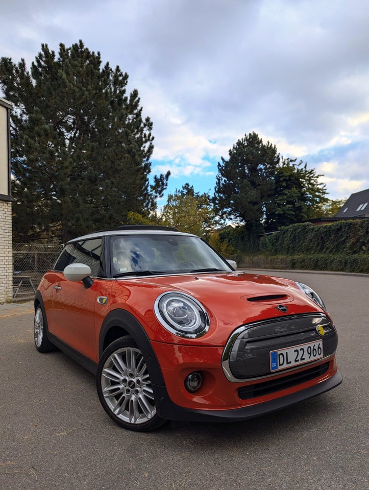 MINI Cooper SE Maximise 3d