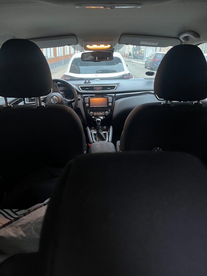 Nissan Qashqai 1,2 Dig-T 115 Tekna 5d