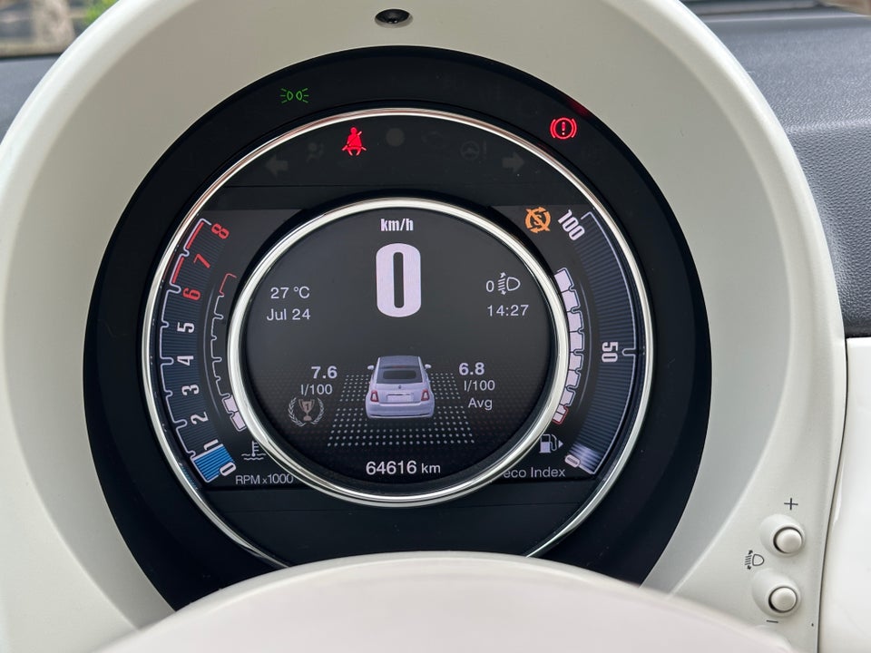 Fiat 500C 0,9 TwinAir 80 Lounge 2d