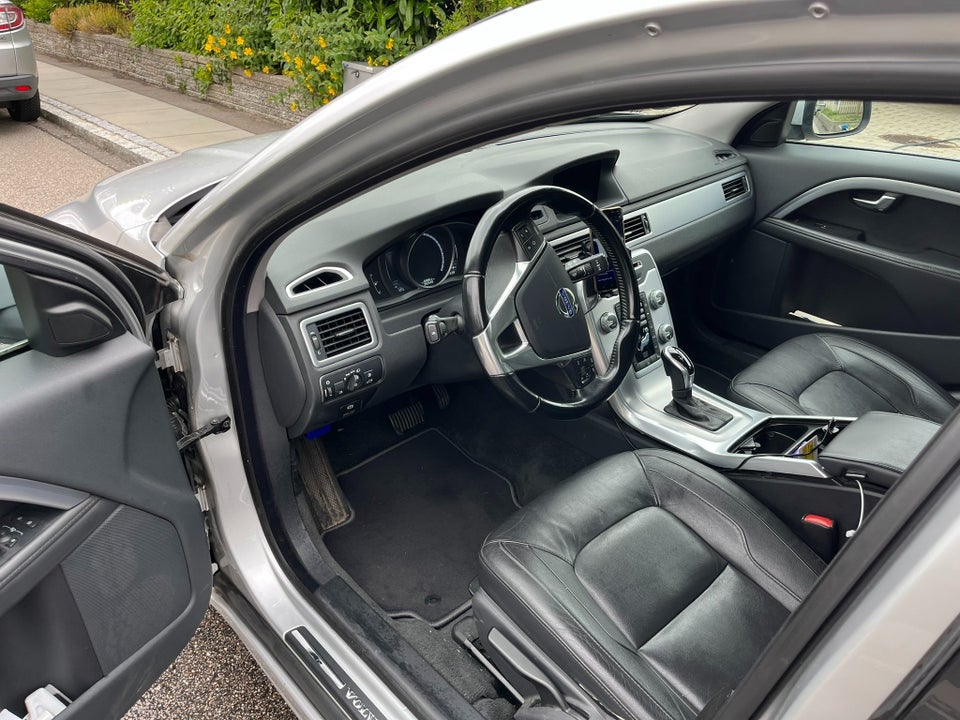 Volvo V70 2,0 D4 181 Momentum aut. 5d