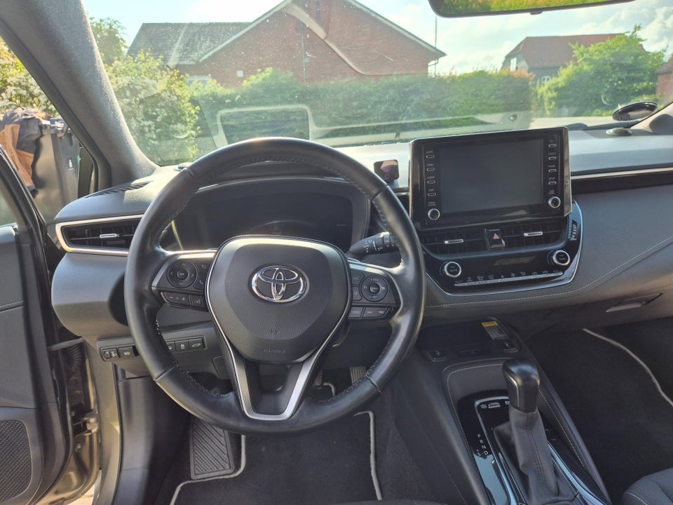 Toyota Corolla 2,0 Hybrid H3 Smart Touring Sports MDS 5d