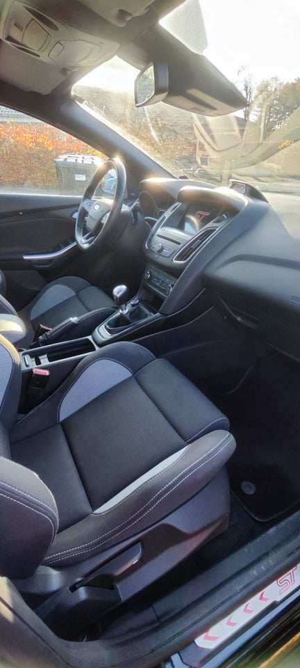 Ford Focus 2,0 TDCi 185 ST3 stc. 5d