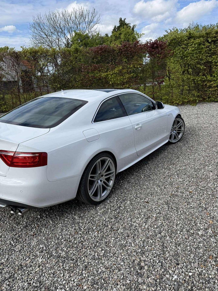 Audi S5 4,2 FSi Coupé quattro 2d