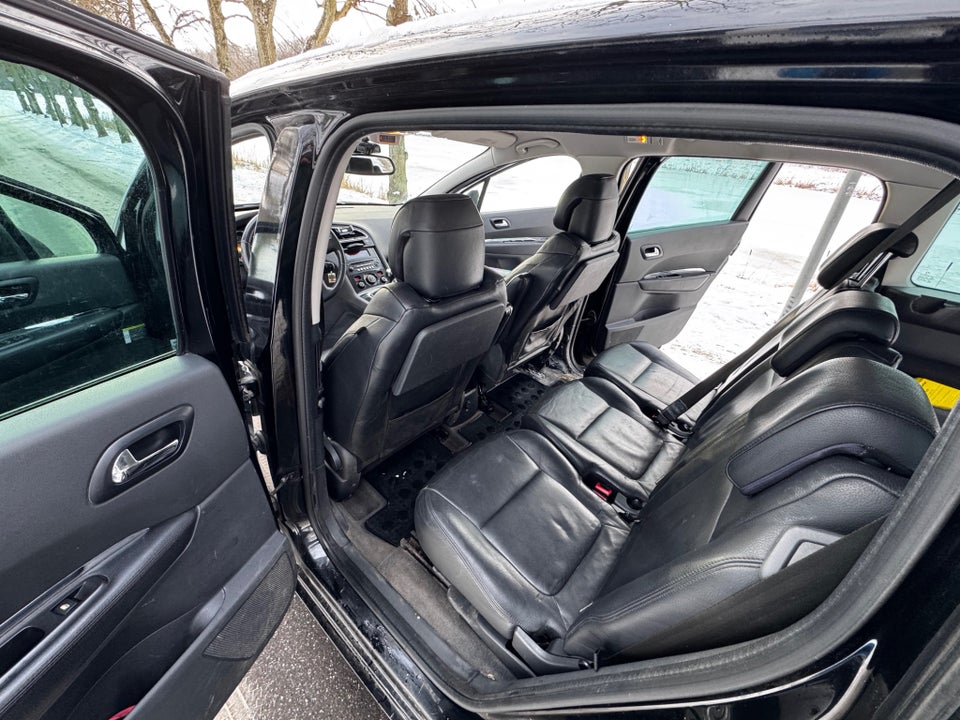 Peugeot 5008 2,0 HDi 150 Premium 7prs 5d