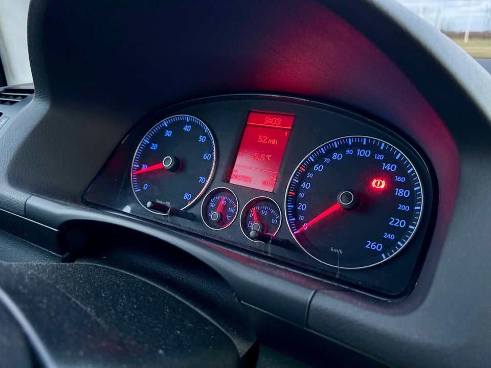 VW Touran 1,4 TSi 140 Trendline 5d