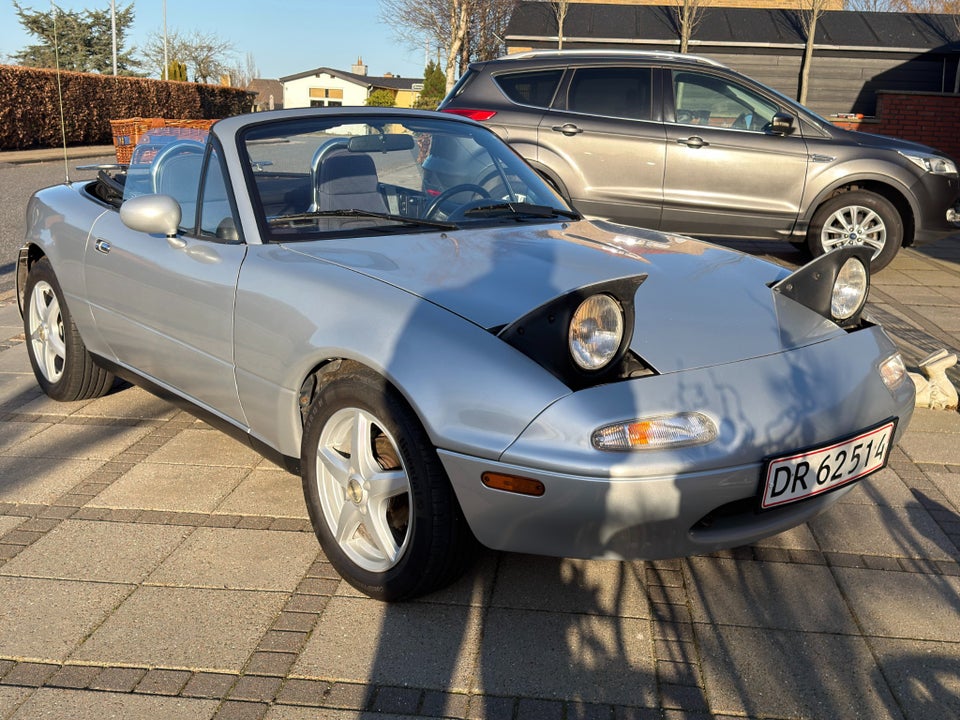 Mazda MX-5 1,6  2d