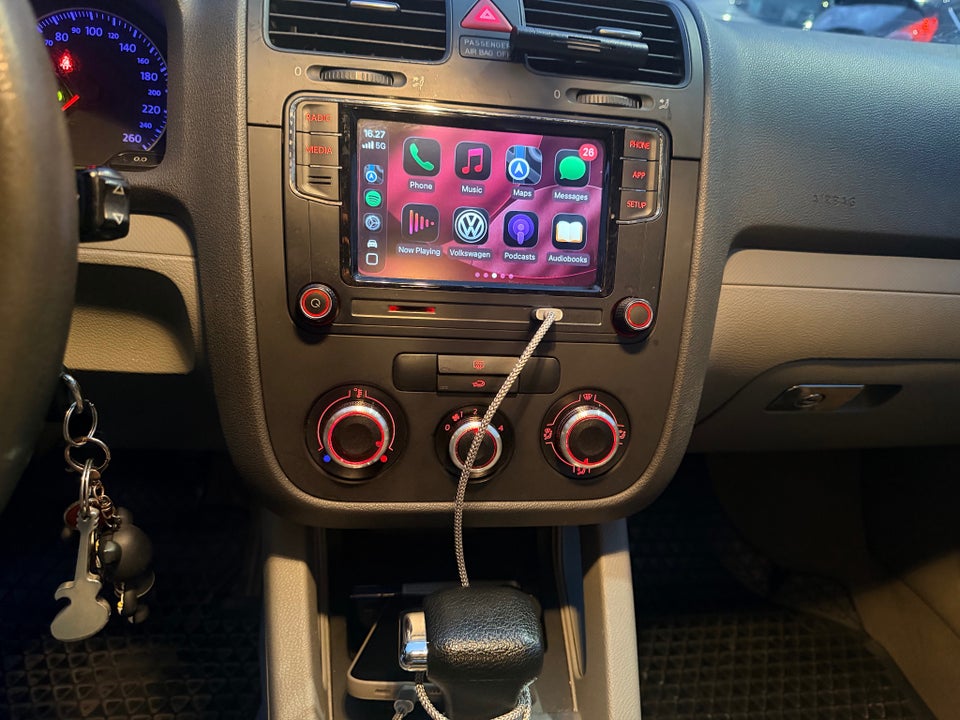 VW Golf V 1,6 FSi Tiptr. 5d