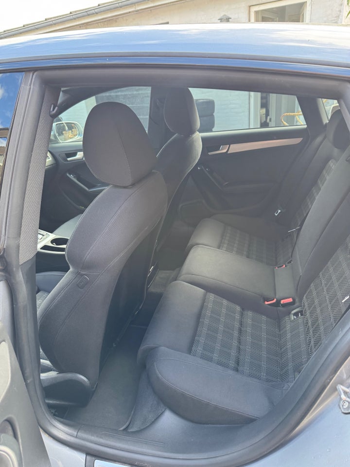 Audi A5 1,8 TFSi 144 S-line Sportback Multitr. 5d