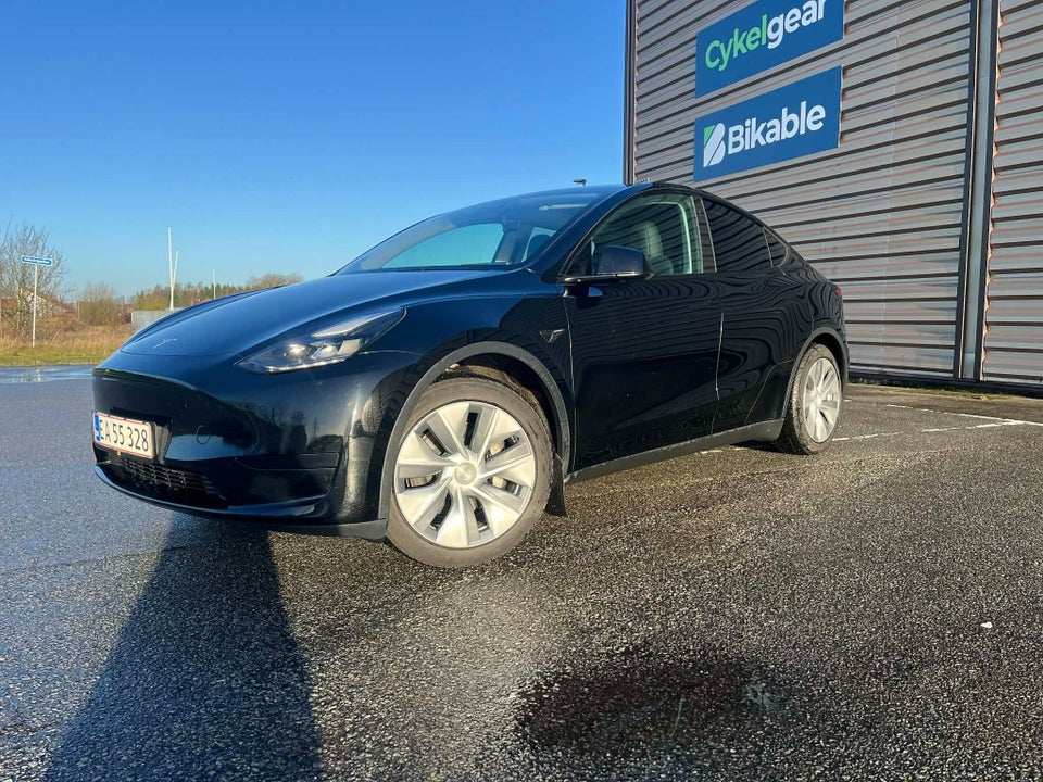 Tesla Model Y RWD 5d